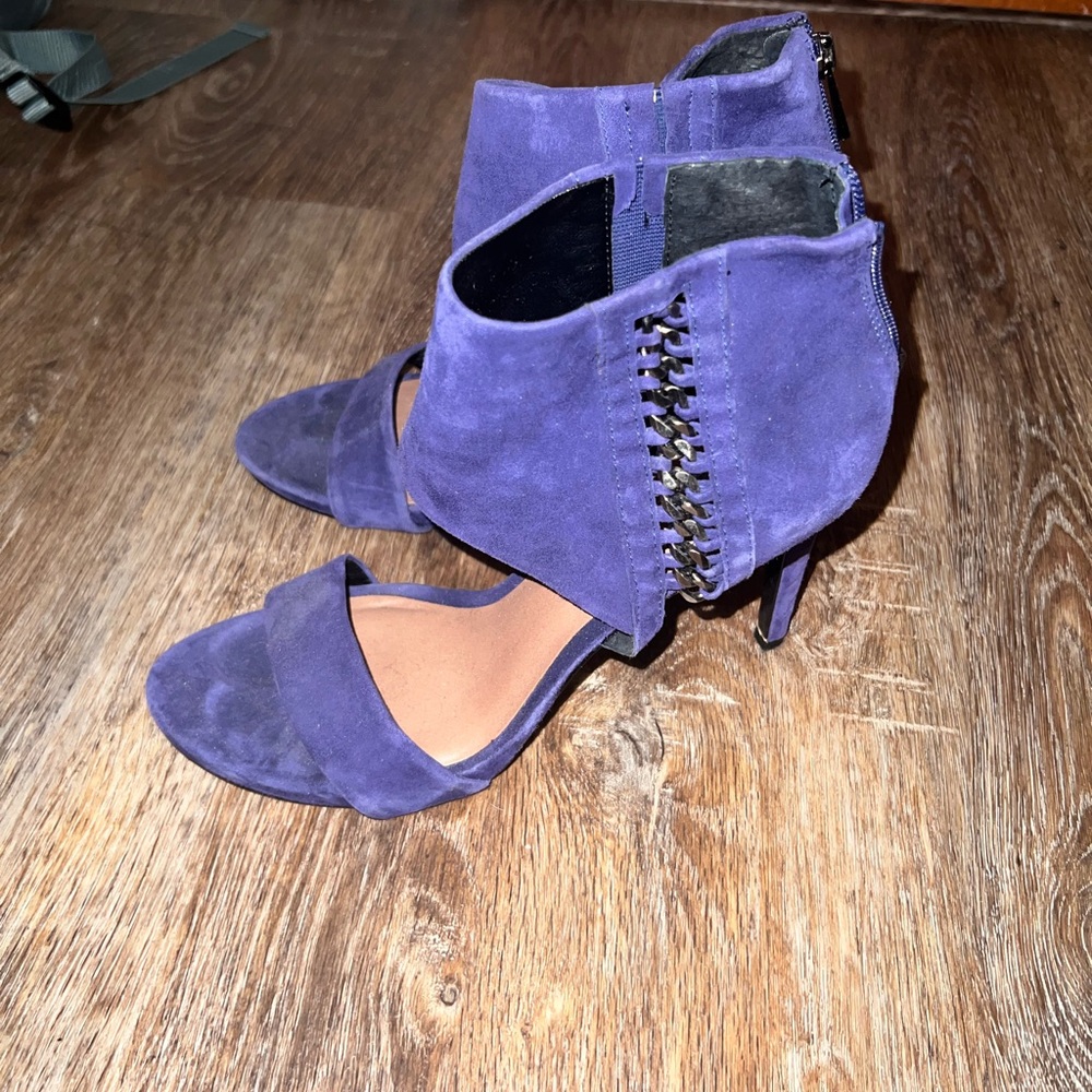 Vince Camuto stilettos. Only worn ONCE and it perfect condition!